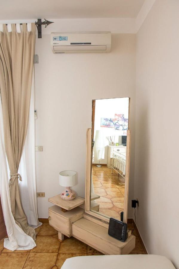 Seascape - Noemi'S Rooms Vico Equense Exterior foto